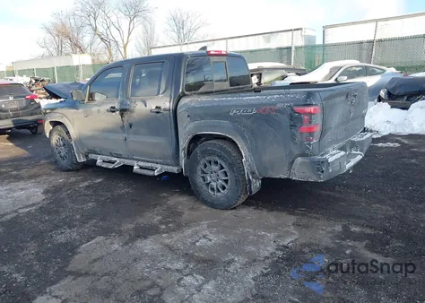 2022 Nissan Frontier Pro-4X 4X4 z USA, uszkodzony, nr VIN 1N6ED1EK0NN604942